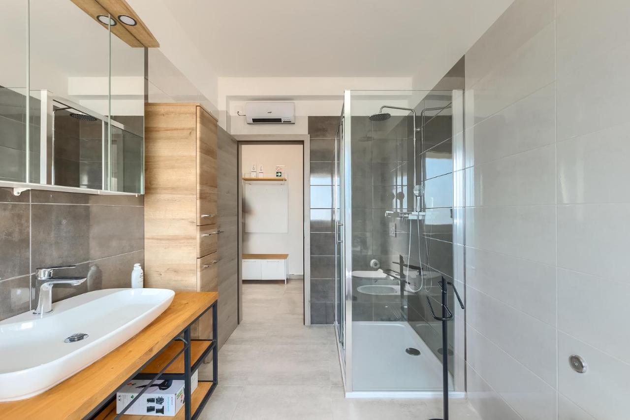 Apartments Medulin 2217 Екстер'єр фото