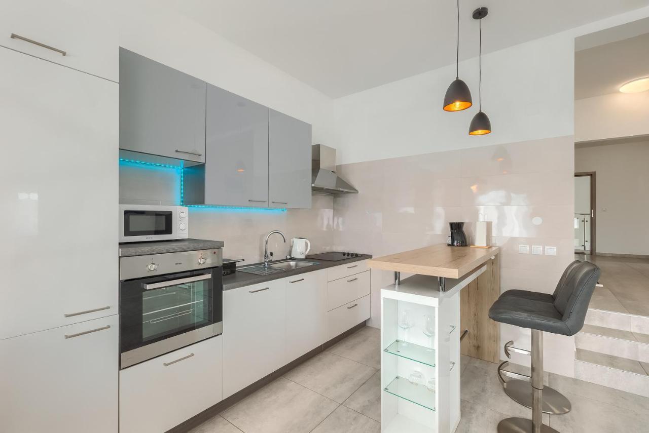 Apartments Medulin 2217 Екстер'єр фото