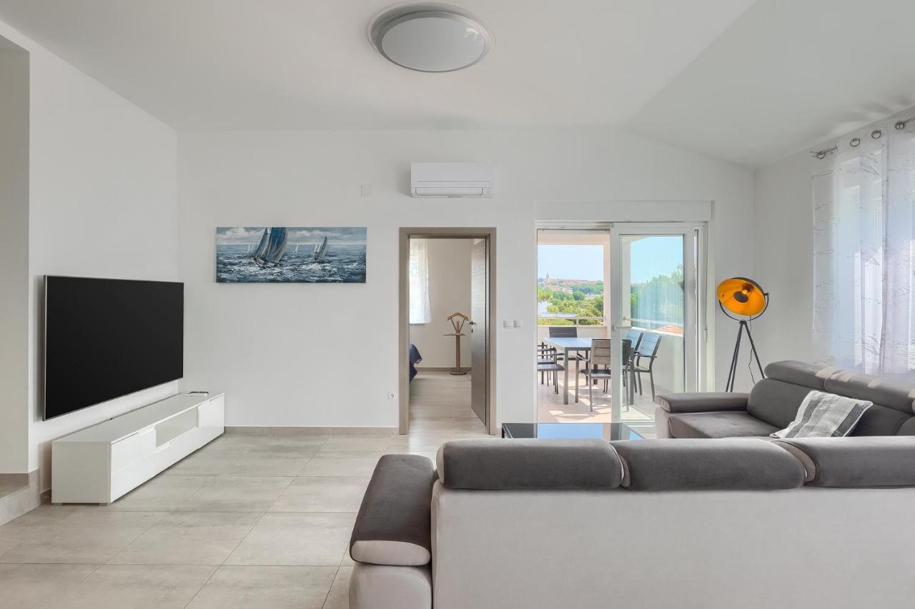 Apartments Medulin 2217 Екстер'єр фото
