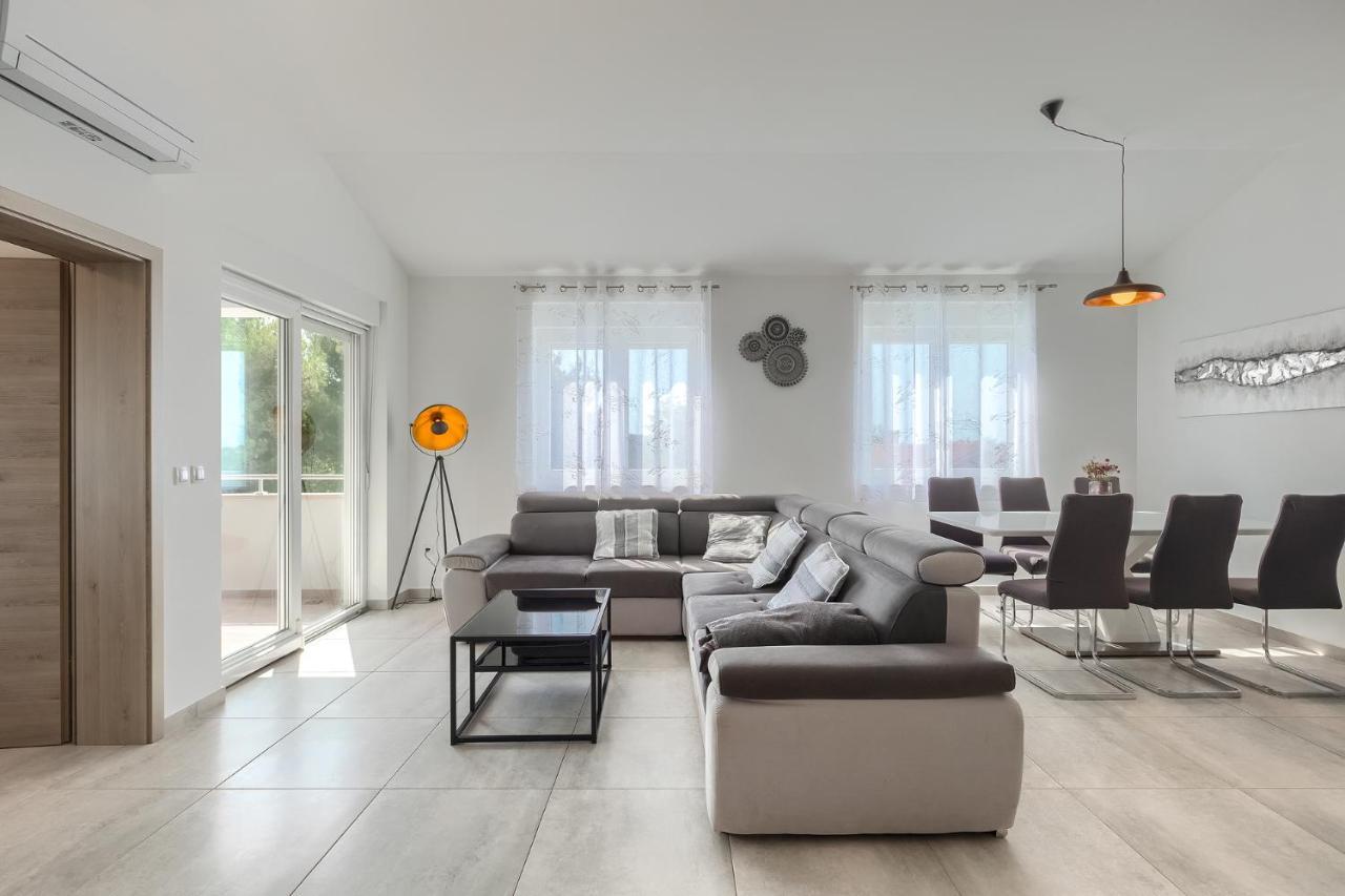 Apartments Medulin 2217 Екстер'єр фото