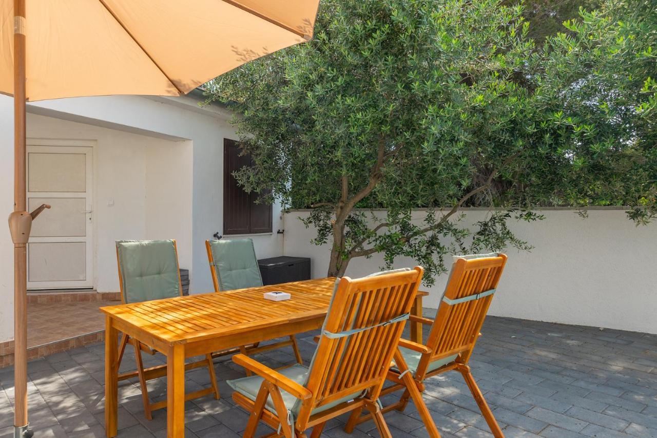 Apartments Medulin 2217 Екстер'єр фото