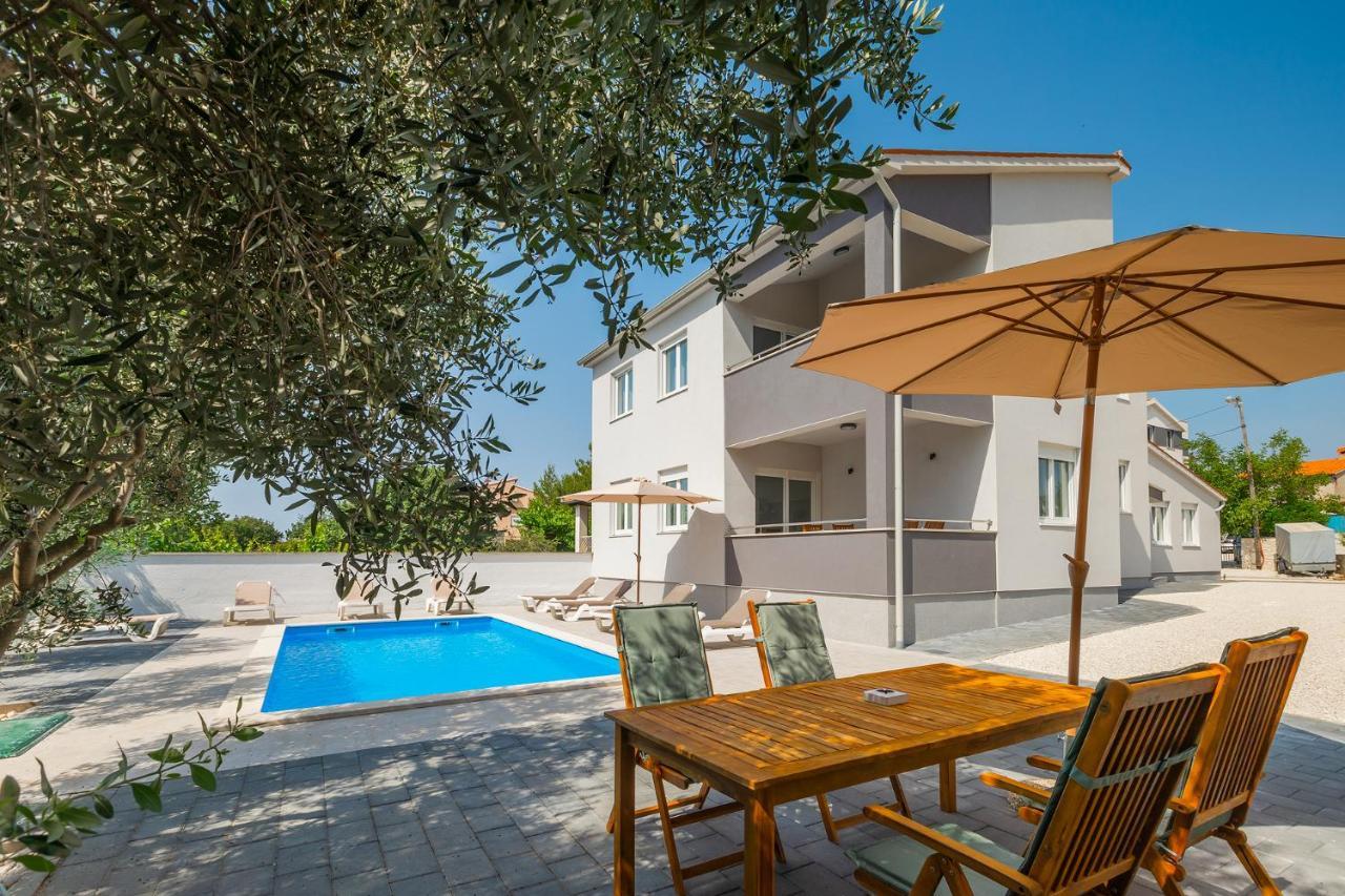 Apartments Medulin 2217 Екстер'єр фото