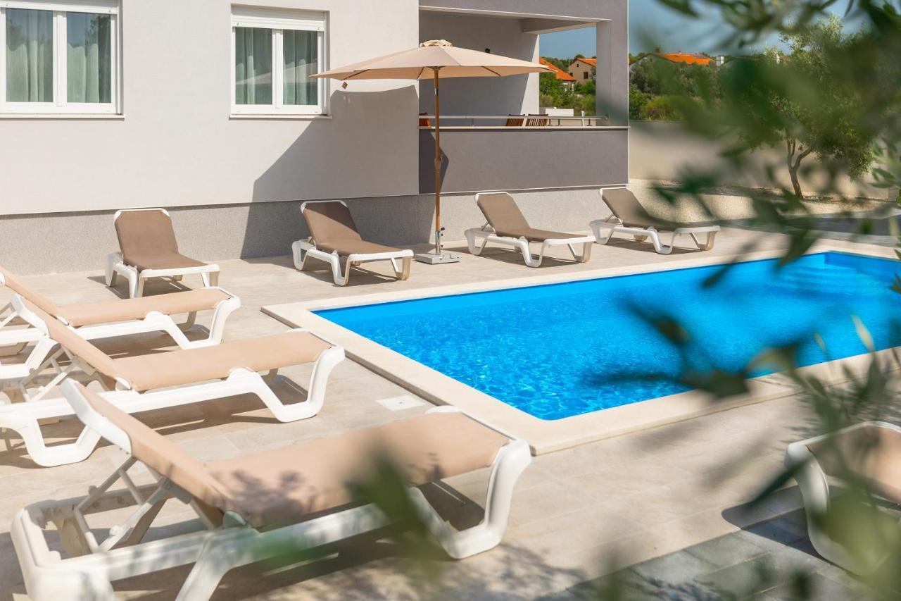 Apartments Medulin 2217 Екстер'єр фото