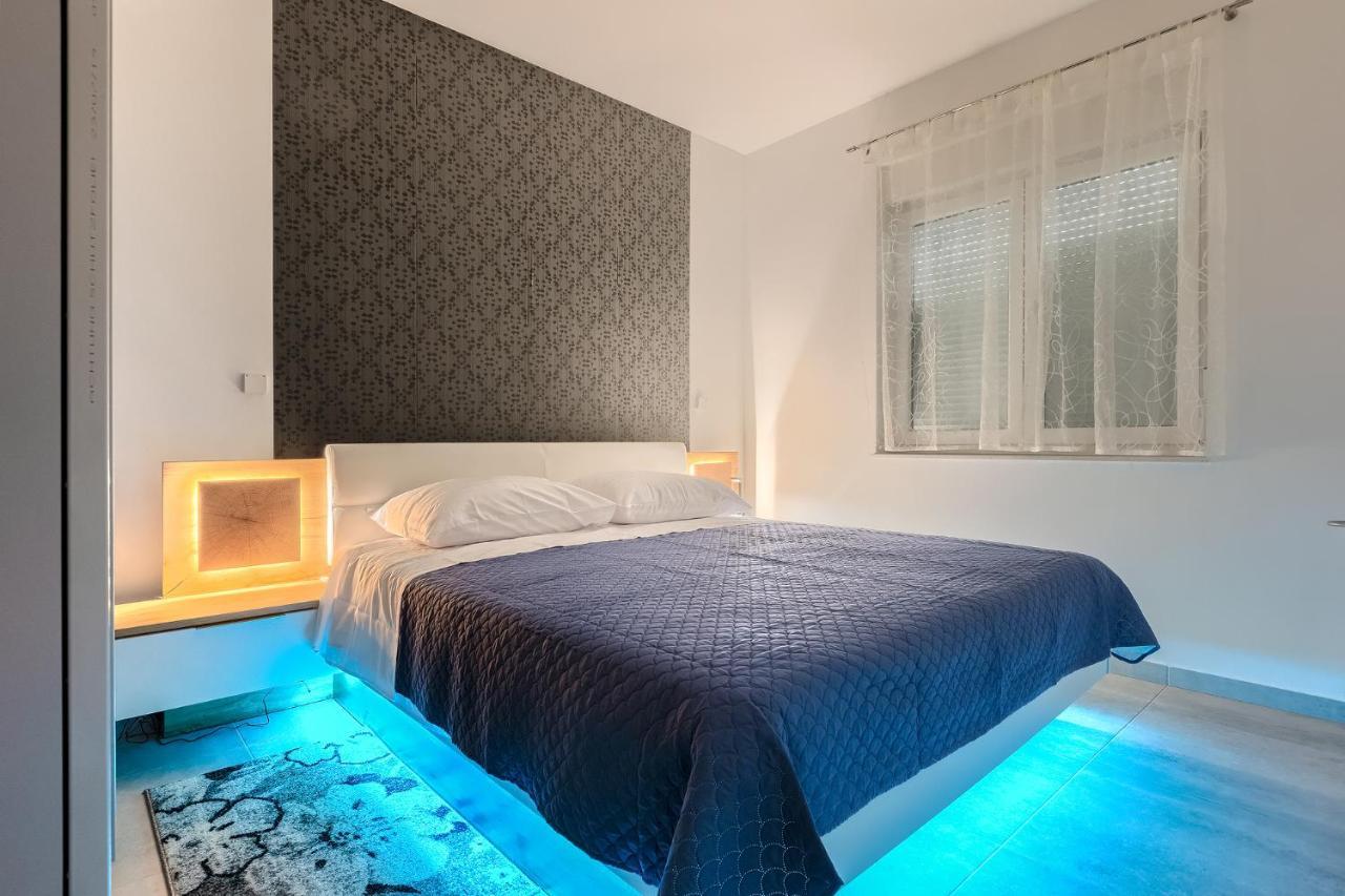 Apartments Medulin 2217 Екстер'єр фото